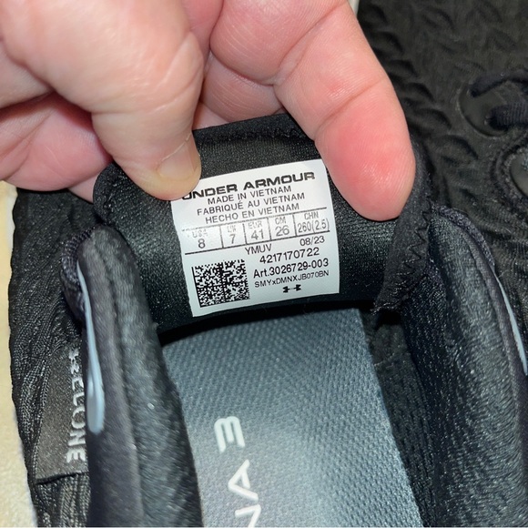 Under Armour HOVR Machina 3 Clone UA Black White Men Road Running 3026729-003 - Picture 2 of 9